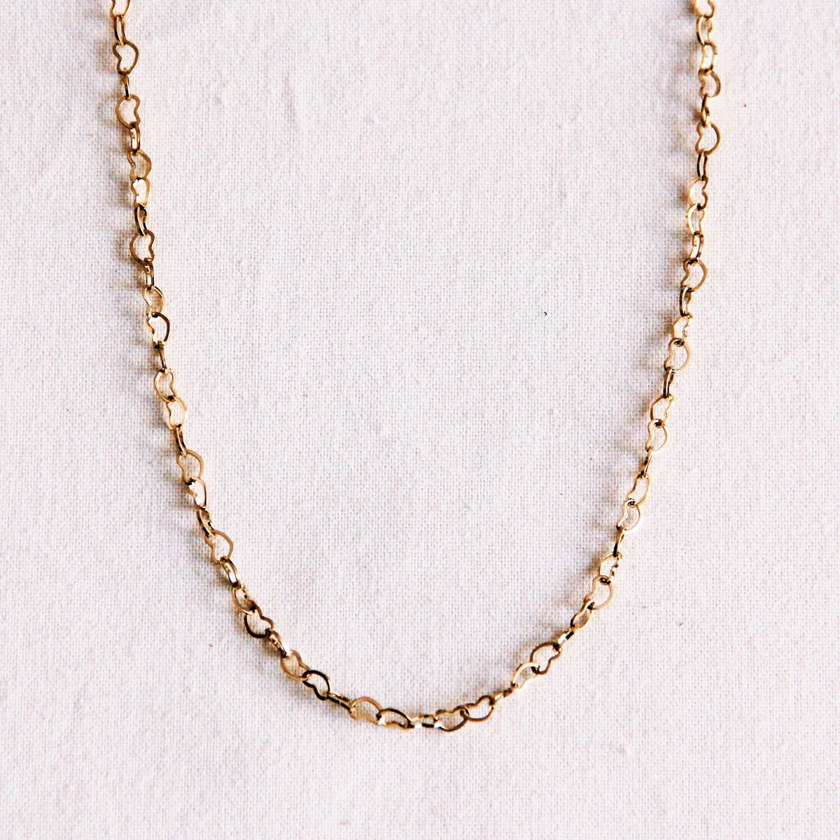 Fijne ketting met hartvormige ketting